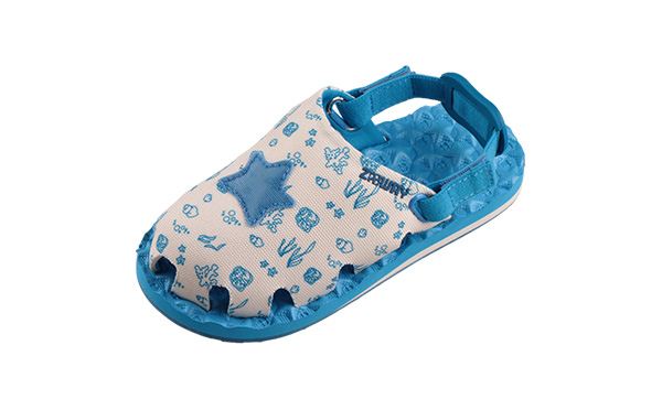 {振揚實業是拖鞋廠家、拖鞋加工(gōng)廠、拖鞋代工(gōng)廠、高端拖鞋定制、人字拖加工(gōng)廠、定制拖鞋工(gōng)廠、品牌拖鞋代工(gōng)廠、涼鞋代工(gōng)廠、沙灘拖鞋廠家、涼鞋廠家,提供經典款高功能(néng)拖鞋,美型拖鞋,耐磨防滑拖鞋。}