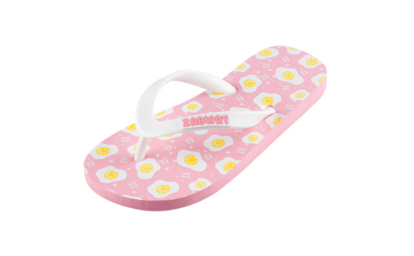 {振揚實業是拖鞋廠家、拖鞋加工(gōng)廠、拖鞋代工(gōng)廠、高端拖鞋定制、人字拖加工(gōng)廠、定制拖鞋工(gōng)廠、品牌拖鞋代工(gōng)廠、涼鞋代工(gōng)廠、沙灘拖鞋廠家、涼鞋廠家,提供經典款高功能(néng)拖鞋,美型拖鞋,耐磨防滑拖鞋。}